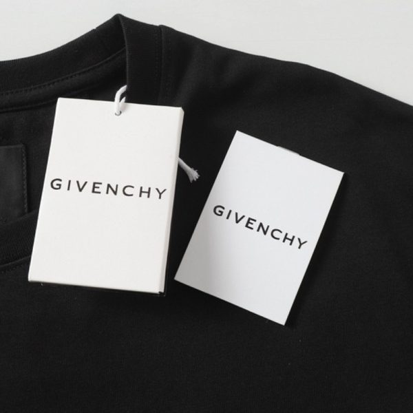 T-Shirt Givenchy Black GV031 - Image 4