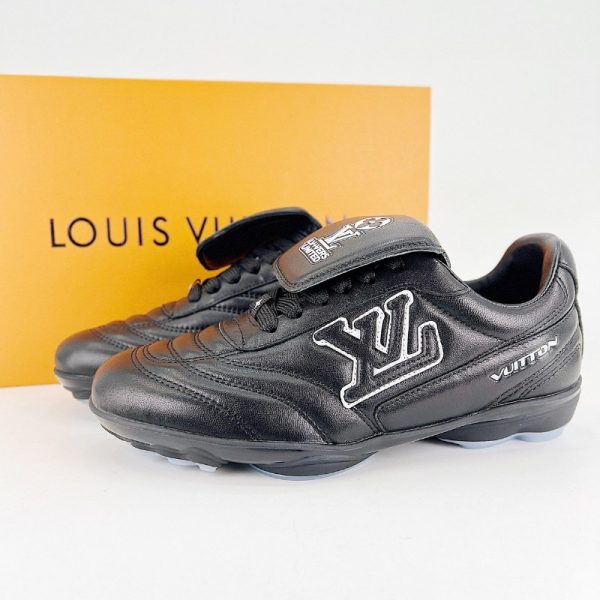 d148323_10355-1.jpg Louis Vuitton Footprint Soccer Shoes LV150 - Image 1