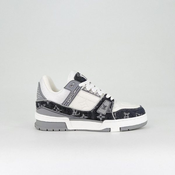 Louis Vuitton Trainer Sneaker LV156 - Image 2