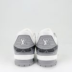 Louis Vuitton Trainer Sneaker LV156 - Image 5