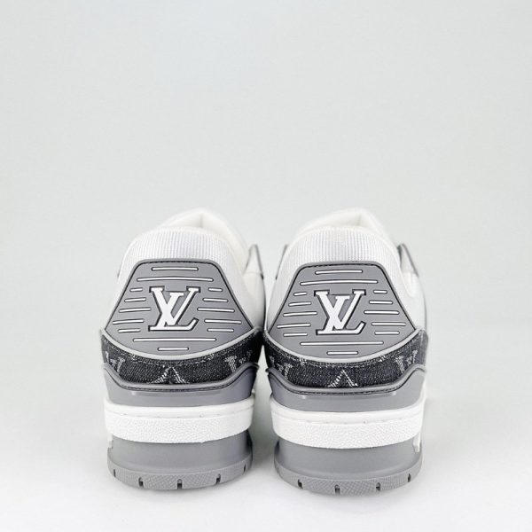 Louis Vuitton Trainer Sneaker LV156 - Image 5
