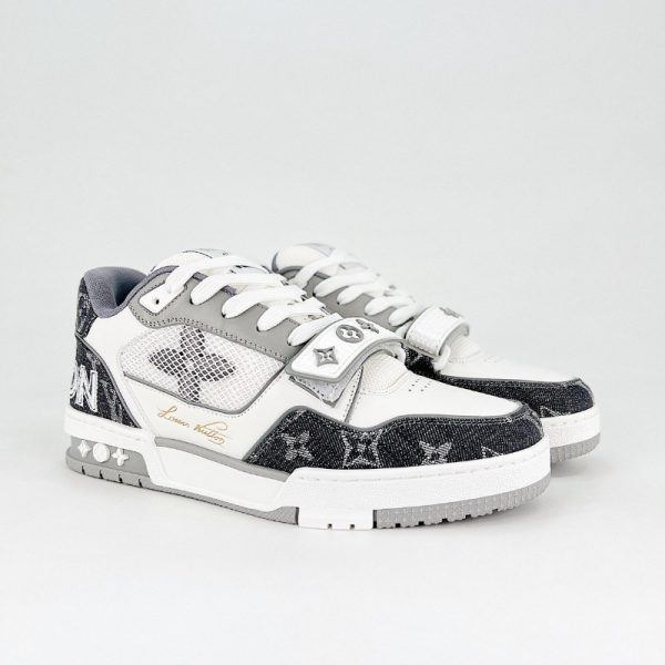 d148457_11006-1.jpg Louis Vuitton Trainer LV157 - Image 1