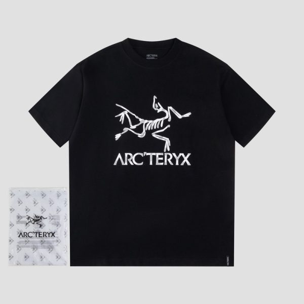 d149197_19519-1.jpg T-shirt Arc’Teryx Oversized Black ATX002 - Image 1