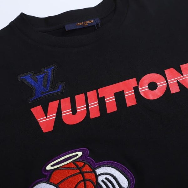 T-shirt Louis Vuitton x NBA Crossover Round Neck Printing - Image 4