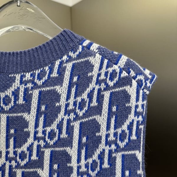 Dior Oblique Sleeveless Sweater - Image 9