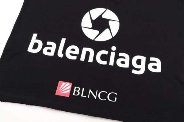 T-shirt Balenciaga Top League Oversized Black - Image 6