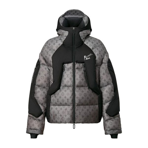 d69148_7653-1.jpg Jacket Louis Vuitton 2054 Heat Reactive Puffer - Image 1