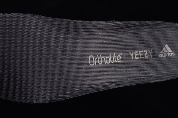 Adidas Yeezy 700 V3 Fade Carbon - Image 10