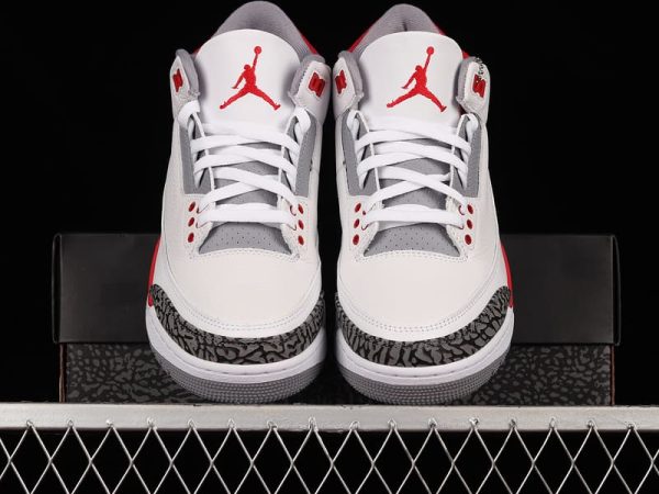 Air Jordan 3 Fire Red - Image 5