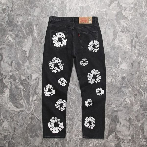 Denim Tears x Levi’s Cotton Wreath Jeans Black - Image 4