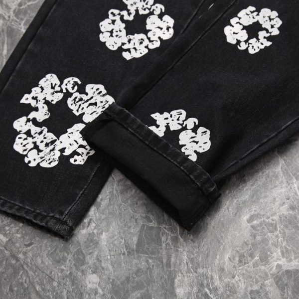 Denim Tears x Levi’s Cotton Wreath Jeans Black - Image 6