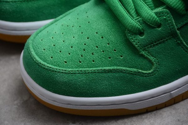 Nike Dunk Low SB “St Patrick’s Day” - Image 8