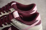 Nike Dunk Low Premium Valentine’s Day - Image 9
