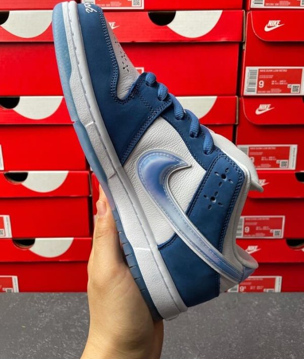 Nike Dunk Low Born x Raised - Image 3