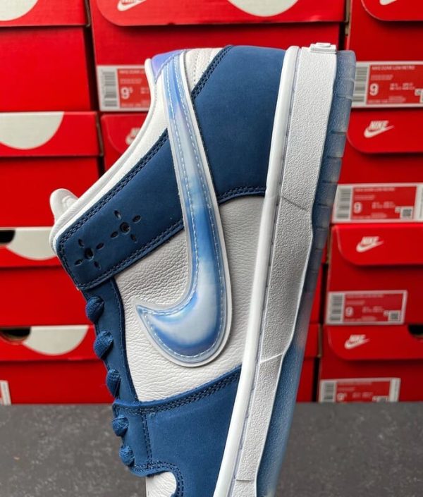 Nike Dunk Low Born x Raised - Image 5