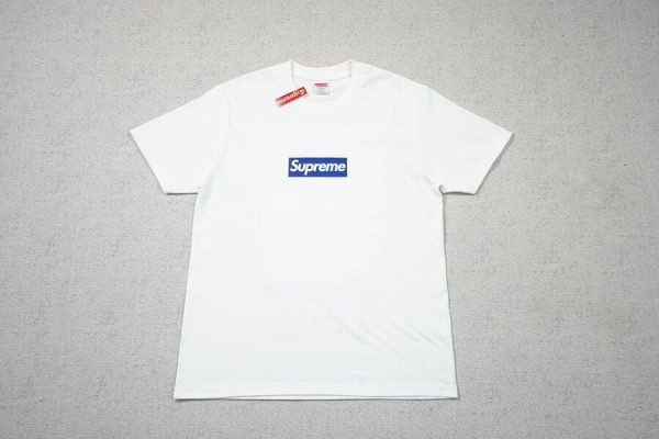 T-shirt Supreme Seoul Box Logo - Image 2