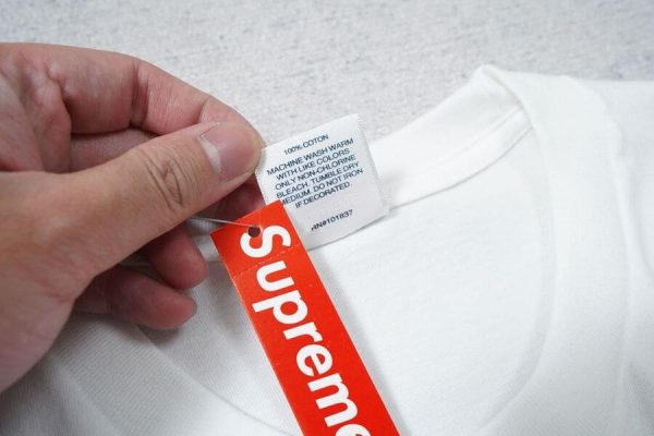 T-shirt Supreme “Play Dead” - Image 10