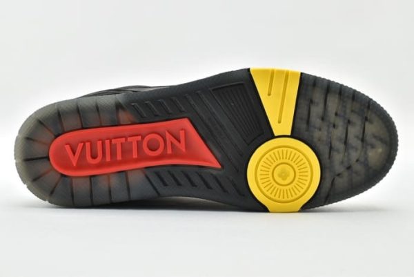 Louis Vuitton Trainer Black Signature - Image 8