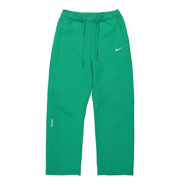 d69304_12096-1.jpg Nike x NOCTA Tech Fleece Stadium Green/Sail - Image 1