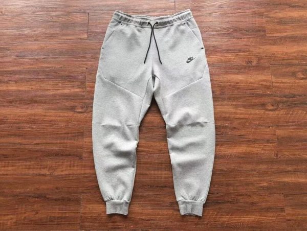Nike Tech Fleece Gray - Image 2