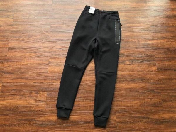 Nike Tech Fleece black - Image 3