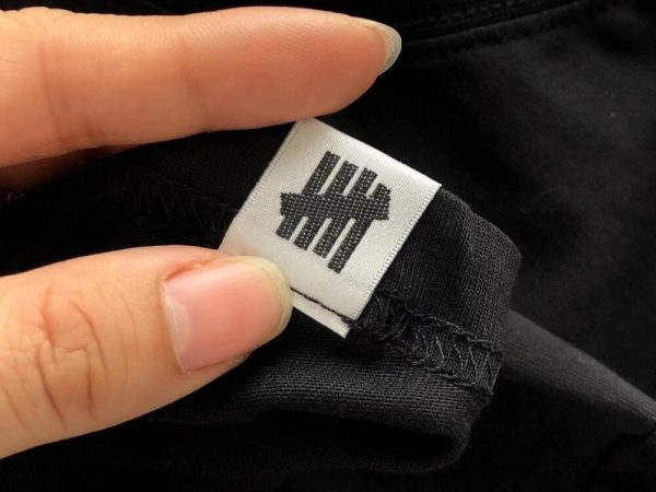 T-shirt BAPE x Undefeated Ape Head - Image 9