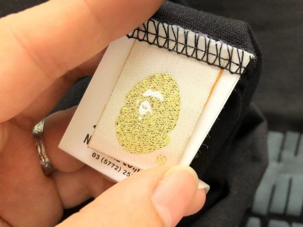 T-shirt BAPE x Undefeated Ape Head - Image 10