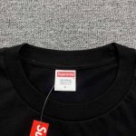 T-shirt Supreme Spend It - Image 6