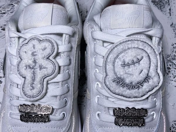 Air Force 1 Low Travis Scott Sail - Image 10