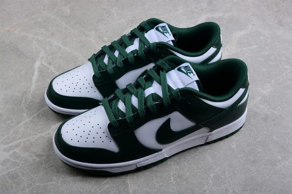 Nike Dunk Low Michigan State - Image 3