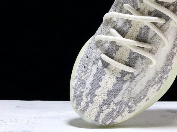 Adidas Yeezy 380 Alien - Image 2