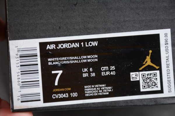 Jordan 1 Low Paris - Image 14