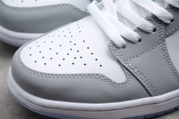Jordan 1 Low Wolf Grey - Image 8