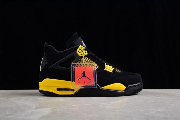 Air Jordan 4 Thunder - Image 4