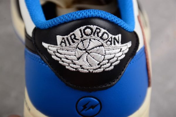 Jordan 1 Low Travis Scott Fragment Design - Image 11