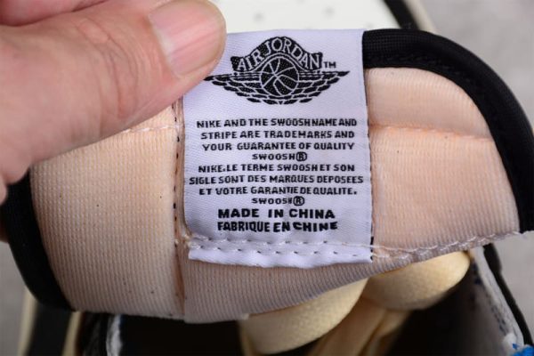 Jordan 1 Low Travis Scott Fragment Design - Image 12