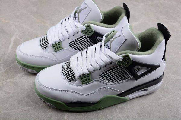 Air Jordan 4 Retro Seafoam - Image 3