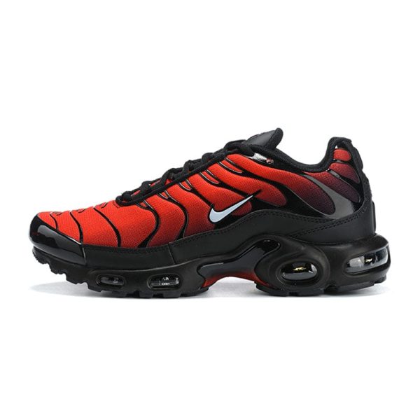 d74932_1327-1.jpg Air Max TN Plus “Deadpool” - Image 1