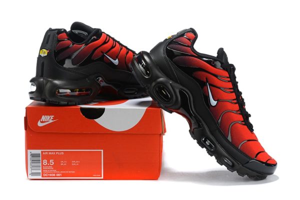 Air Max TN Plus “Deadpool” - Image 4