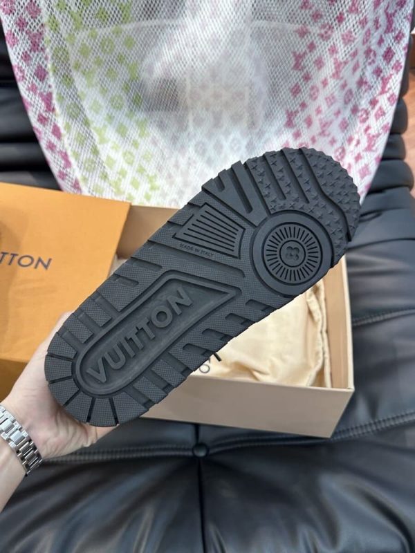 Louis Vuitton Black Crystal ‘LV Trainer Maxi’ - Image 10