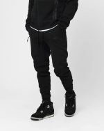 Set Nike Tech Fleece black 2023 (New Season) - Image 8