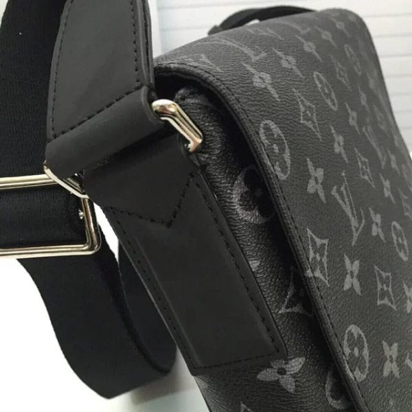 Louis Vuitton Bag Messenger District Monogram Eclipse - Image 10