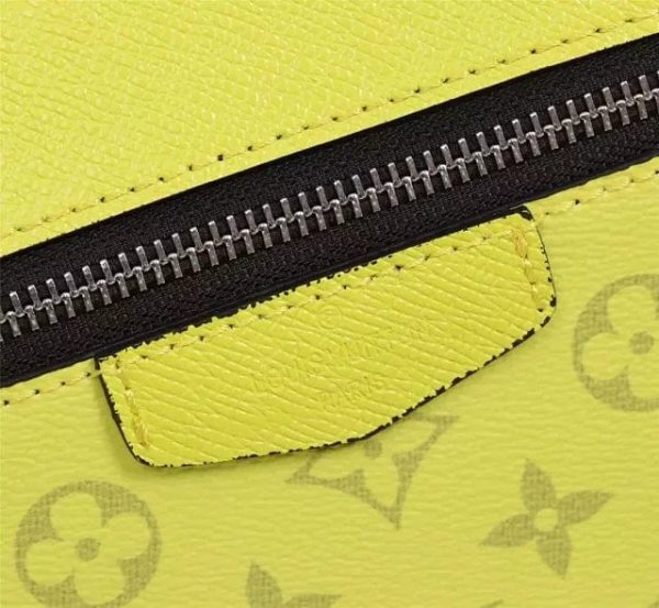 Louis Vuitton Bag Outdoor Messenger Eclipse Yellow - Image 6