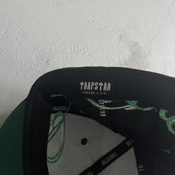 Trapstar Script Fitted Cap Black/Green - Image 6