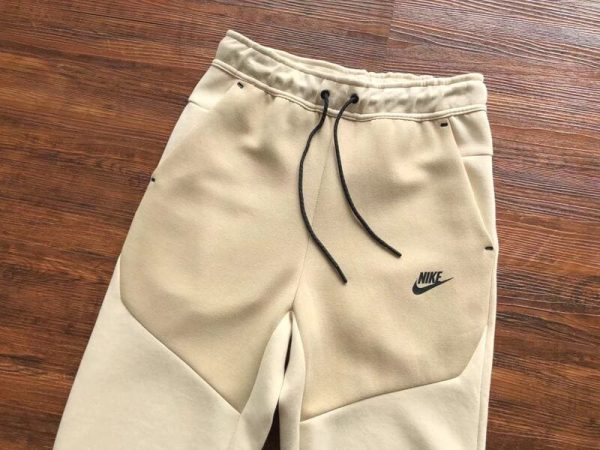 Set Nike Tech Fleece Cream - Image 9