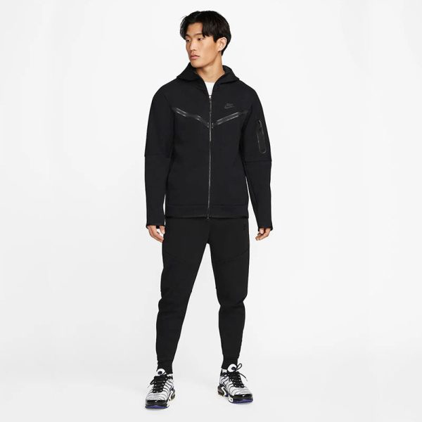 d77335_14238-1.jpg Set Nike Tech Fleece black - Image 1