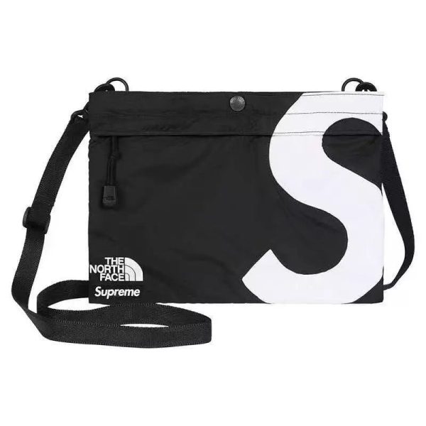 d77415_2263-1.jpg Bag Supreme x The North Face - Image 1