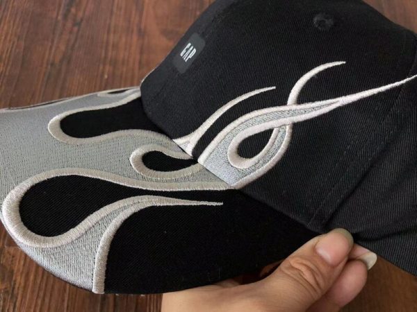 Yeezy x Gap Cap Flame Black - Image 3