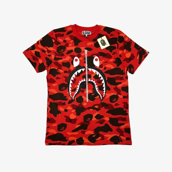 d98827_20071-1.webp T-Shirt Bape Camo Shark Red - Image 1