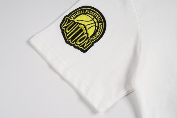 T-shirt Louis Vuitton LV White NBA Patches - Image 6